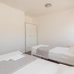 4 Bedroom Gorgeous In Ferienhaus *