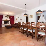 Ferienhaus 4 Bedroom Gorgeous In *