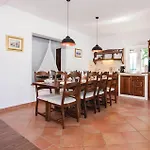 4 Bedroom Gorgeous In Ferienhaus