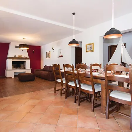 Vakantiehuis Gorgeous In *