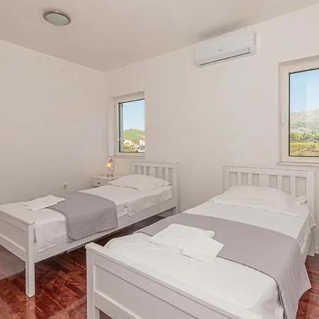 Vakantiehuis Gorgeous In Dubrava (Sibenik-Knin)