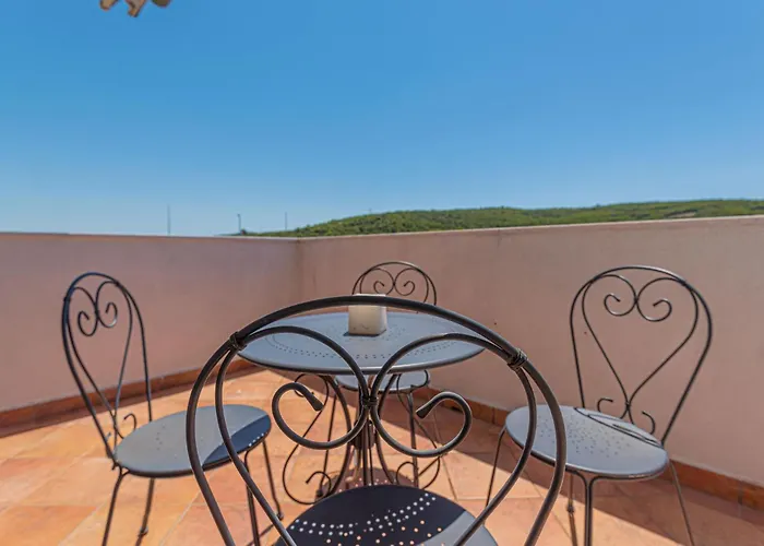 Vakantiehuis 4 Bedroom Gorgeous In