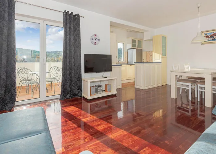 Vakantiehuis 4 Bedroom Gorgeous In Dubrava (Sibenik-Knin)